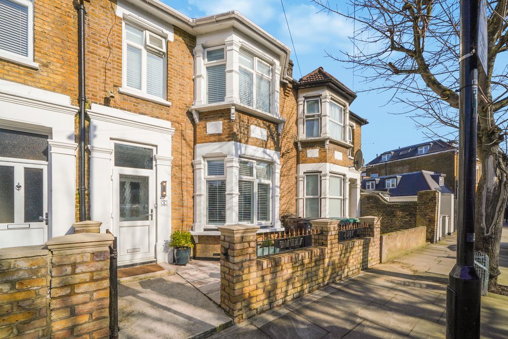 Property photo 1 of 20