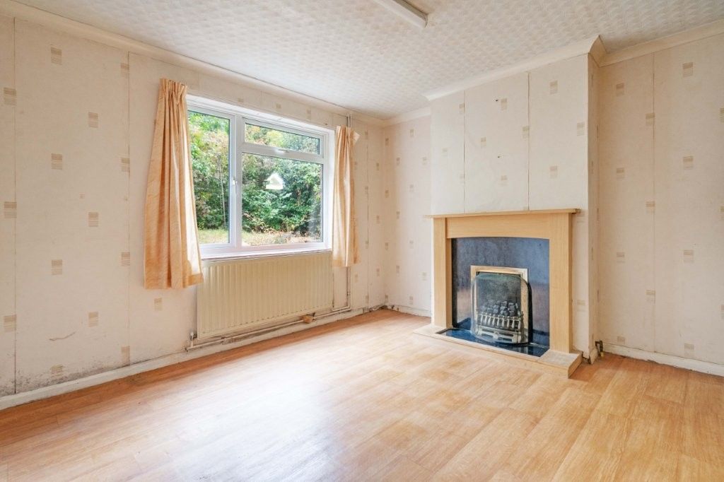 Property photo 3 of 12 Dining Room
