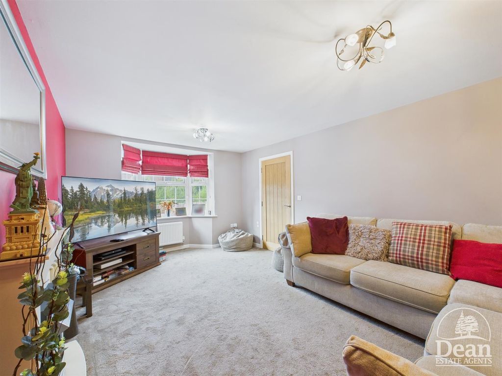 Property photo 2 of 24