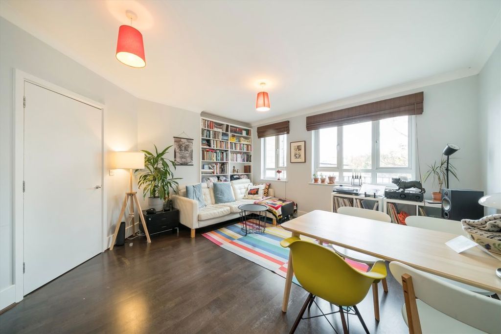 Property photo 3 of 7