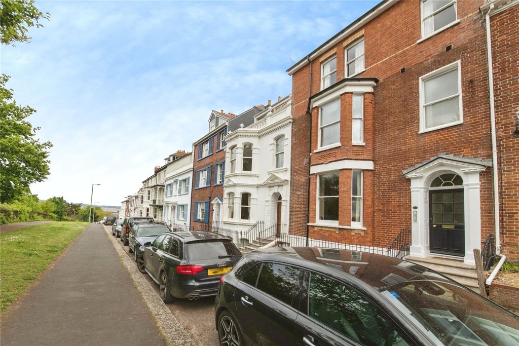 Property photo 1 of 16 Picture No. 01