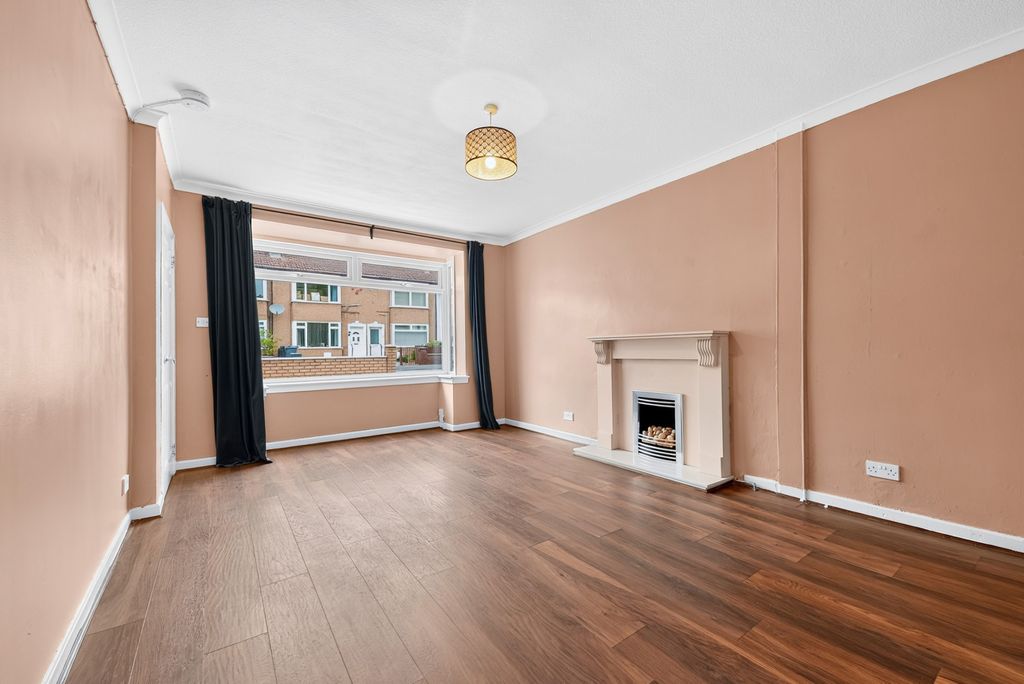 Property photo 2 of 15 Pbox-Img.Jpg