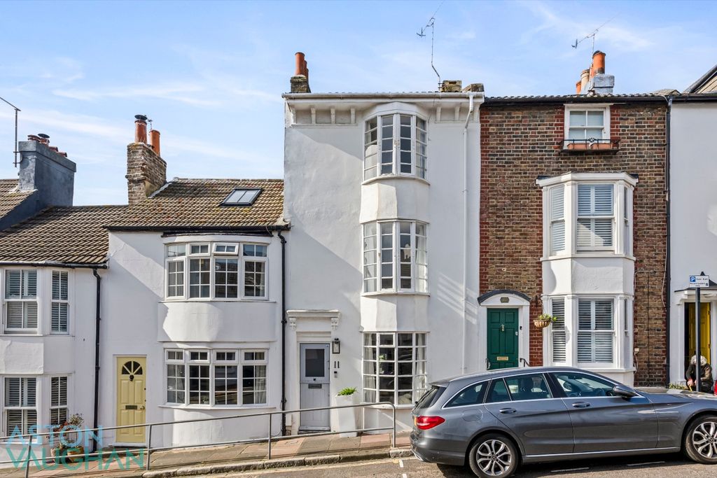 Property photo 1 of 29 4954860