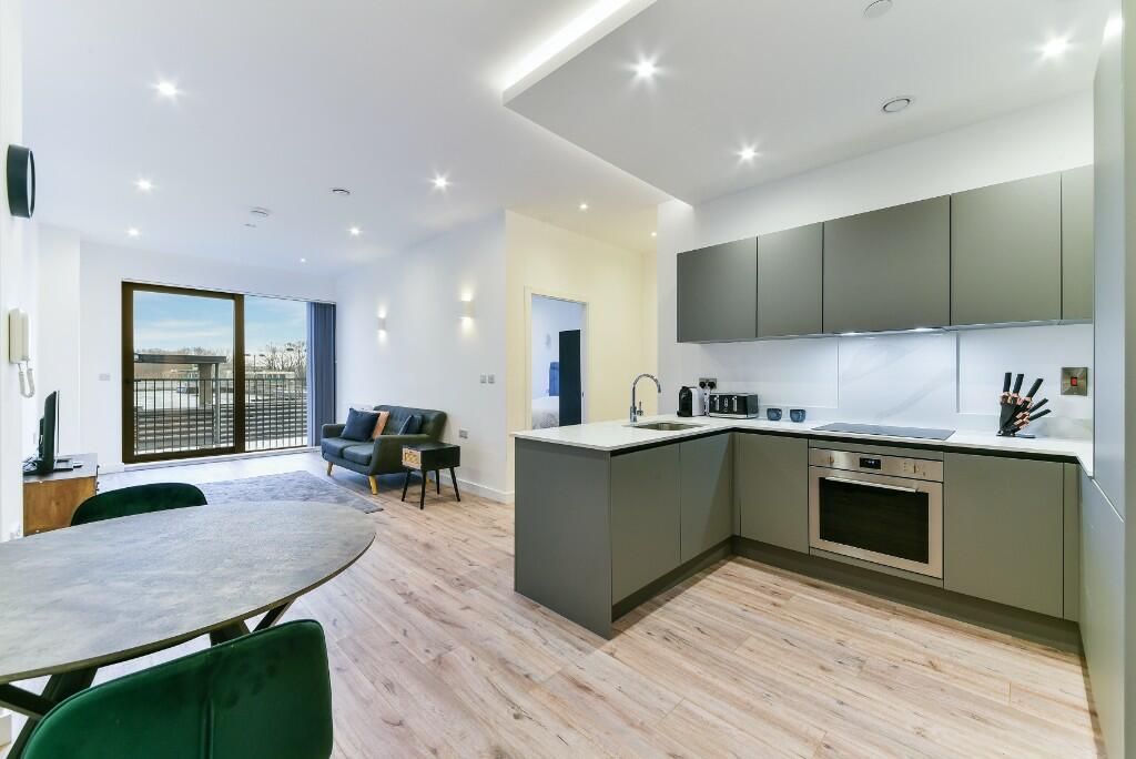 Property photo 1 of 6