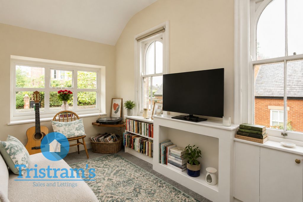 Property photo 2 of 8