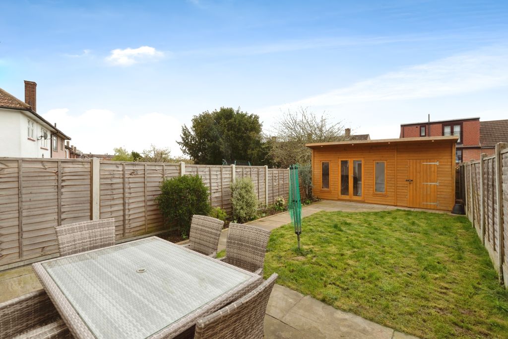 Property photo 1 of 15