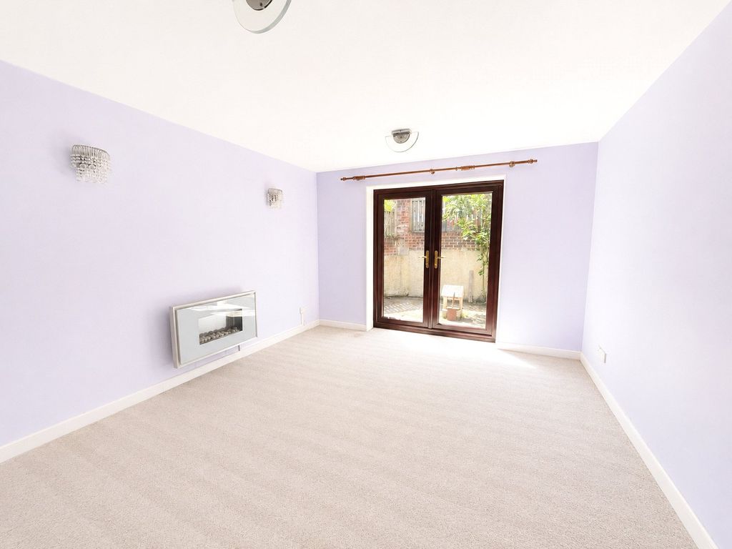 Property photo 3 of 9 Picture No. 07