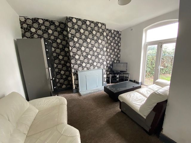 Property photo 2 of 29