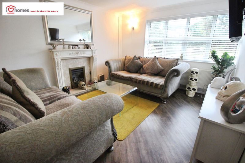 Property photo 3 of 14 Photo 8