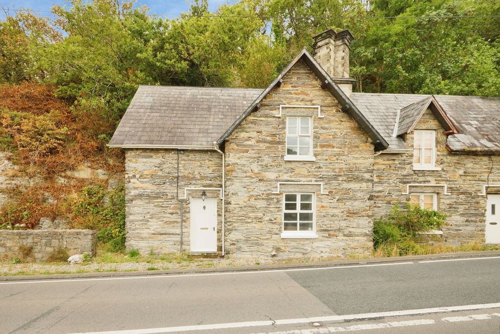 Property photo 1 of 19 Pbox-Img.Jpg