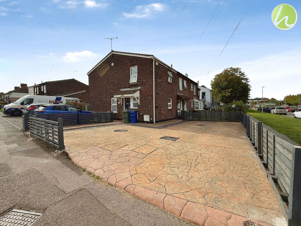 Property photo 1 of 19