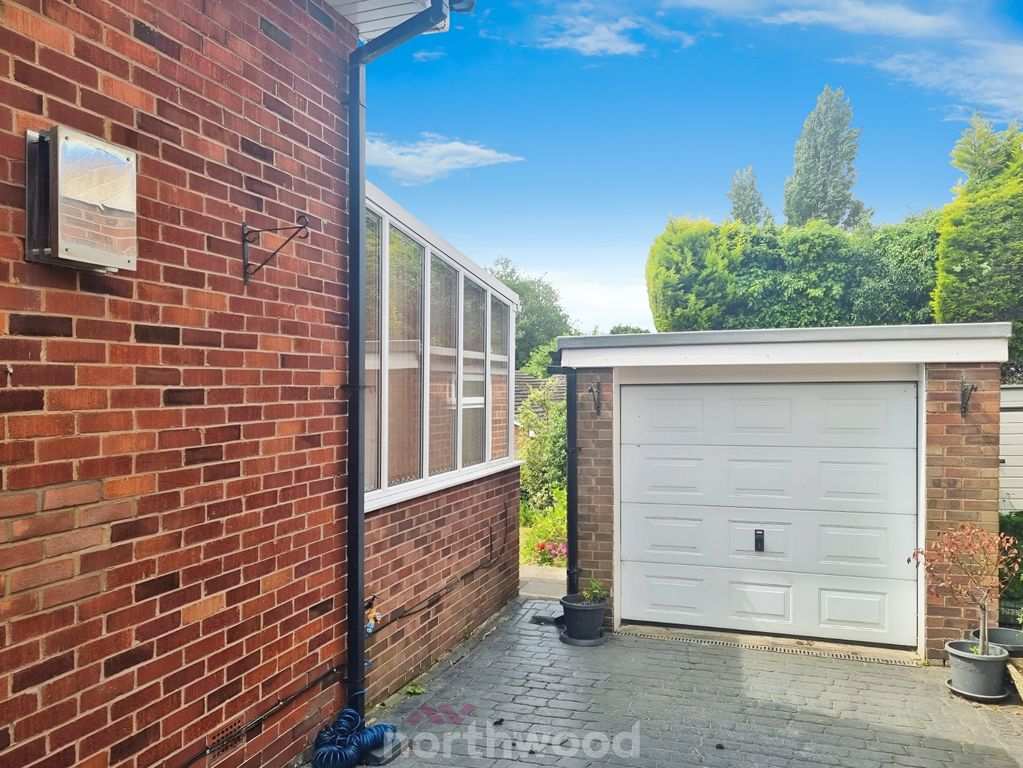 Property photo 3 of 23