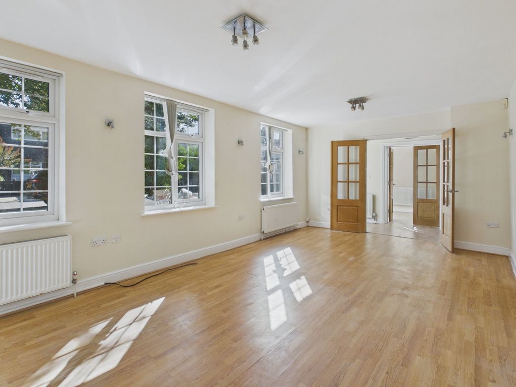 Property photo 2 of 15 Picture No. 15
