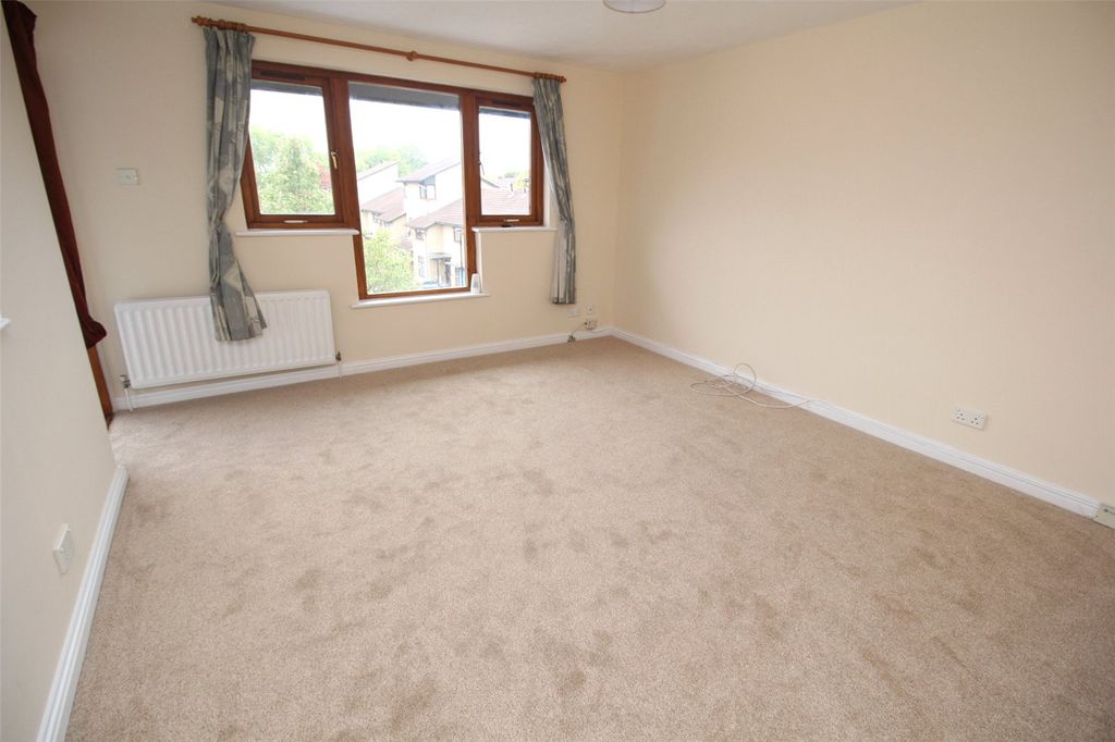 Property photo 2 of 8 Picture No. 05