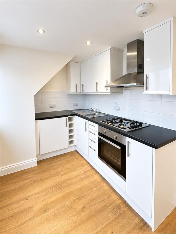 Property photo 1 of 13 Af8A2Eec-E21B-4c47-81c1-693943E64E44.Png