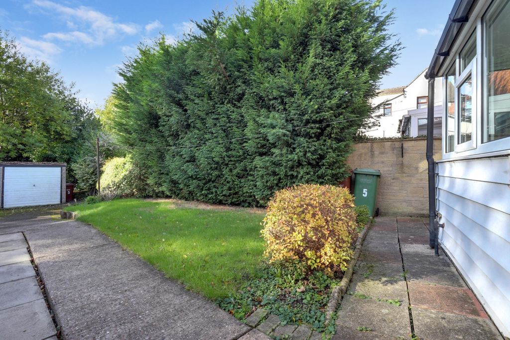 Property photo 2 of 20 2- Rob Hammond Ewemove Pontefract