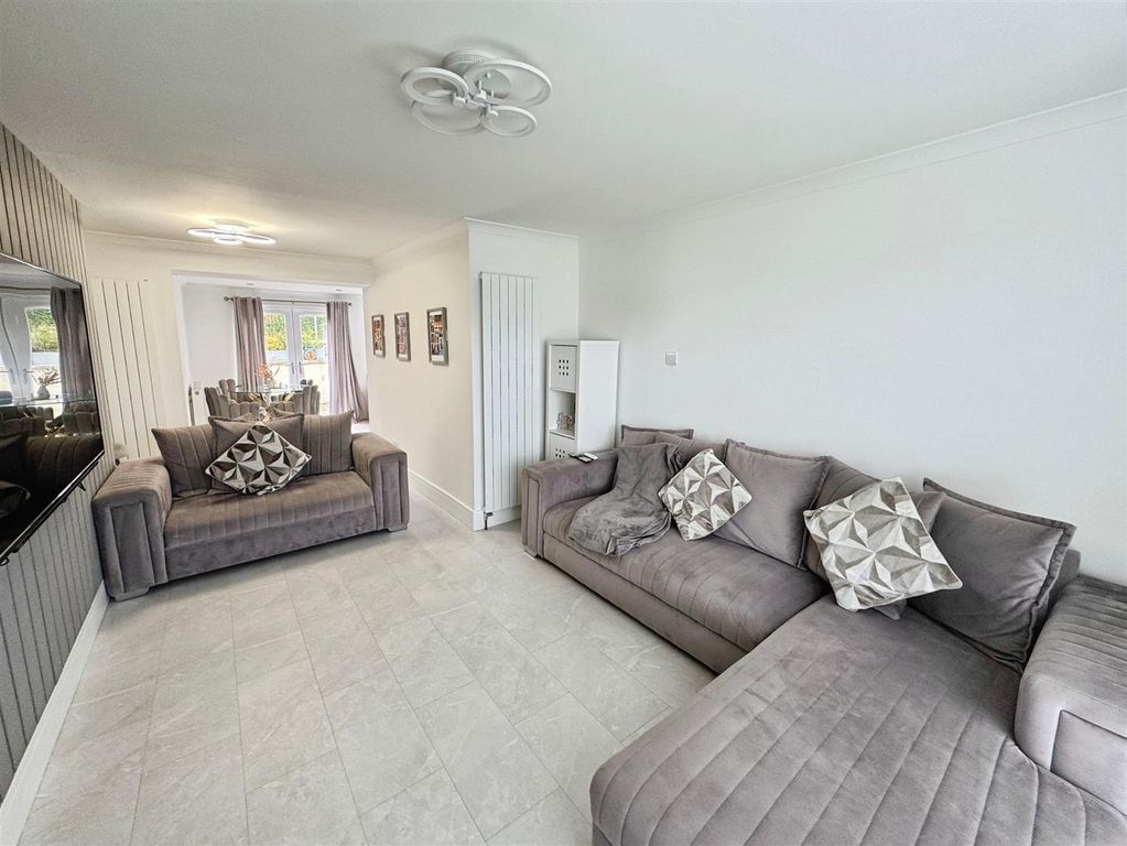 Property photo 3 of 25 3.Jpg