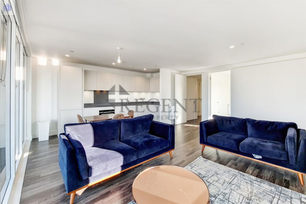 Property photo 2 of 13 Reception