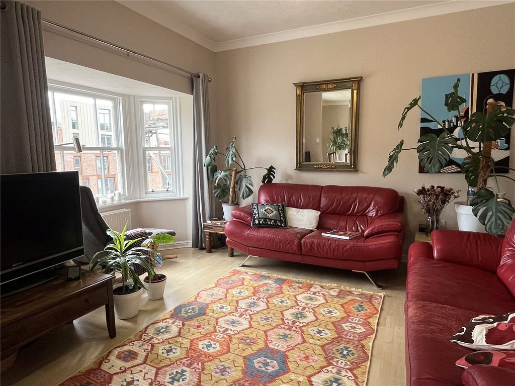 Property photo 2 of 10 Picture No. 04