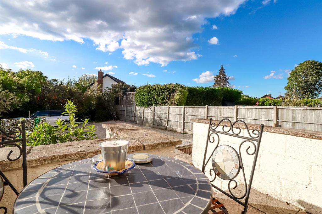 Property photo 2 of 35 Patio.Jpg