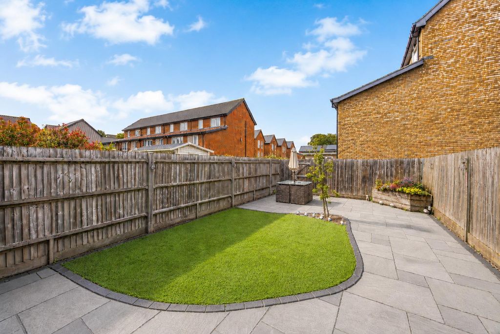 Property photo 2 of 11 Brunel 7.Png