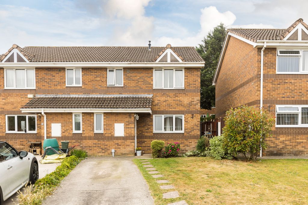 Property photo 1 of 18 1