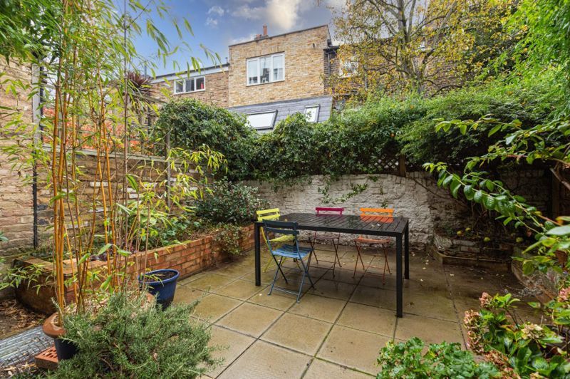 Property photo 3 of 14 Photo 7