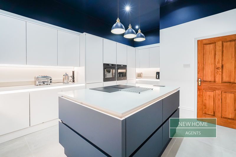 Property photo 2 of 37 Photo 8