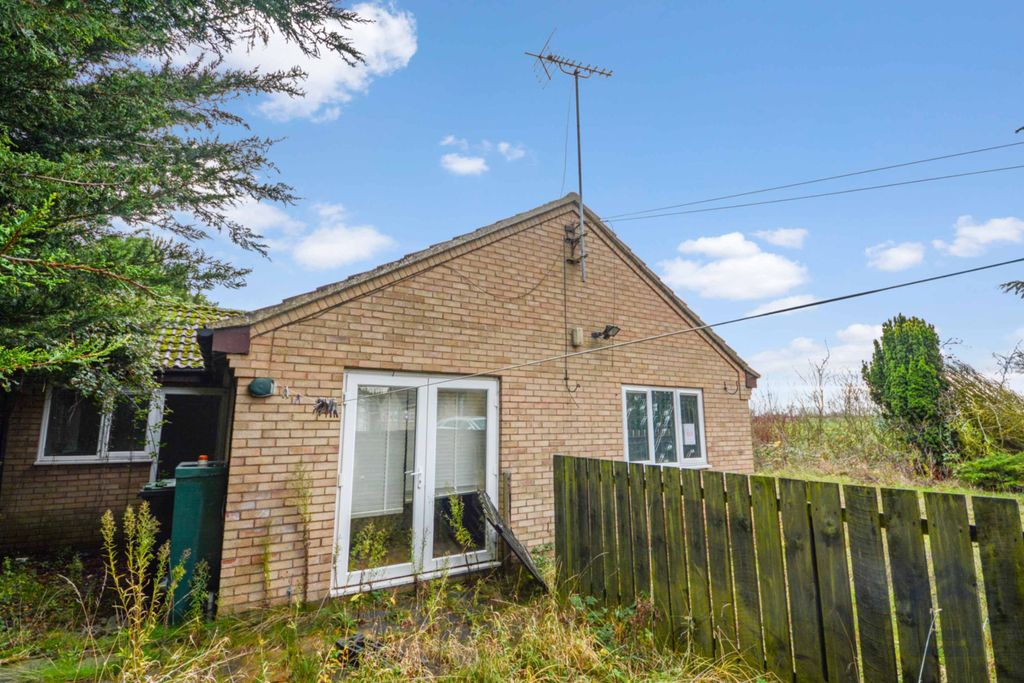 Property photo 3 of 25