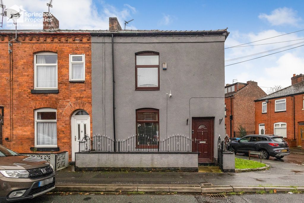 Property photo 1 of 13 Front View