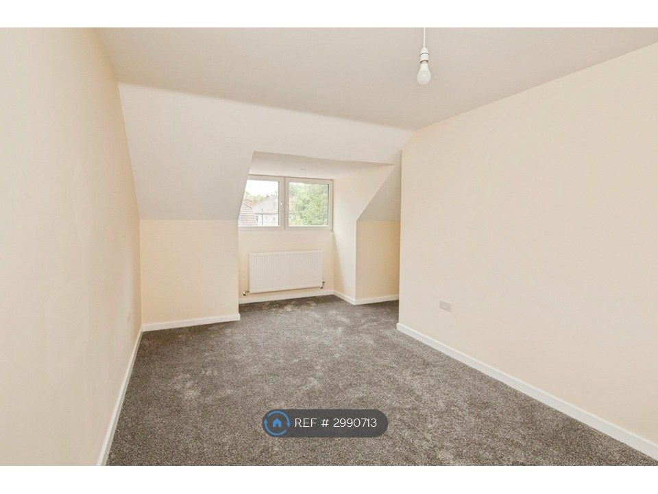 Property photo 2 of 35