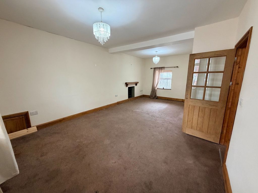 Property photo 3 of 26