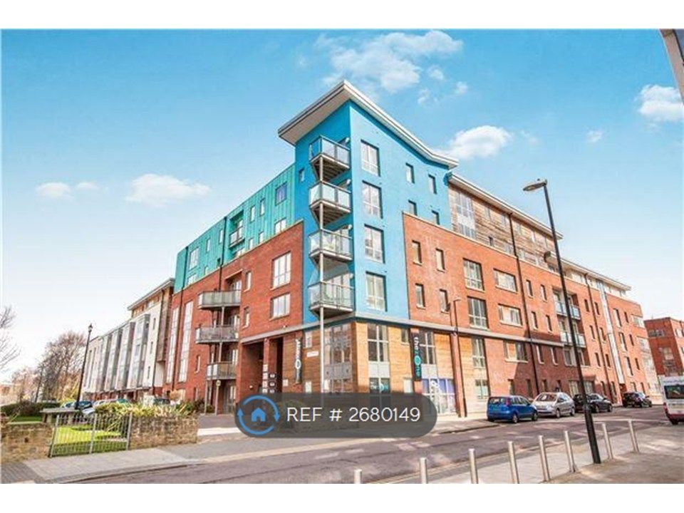 Property photo 1 of 13 Ratcliffe Court