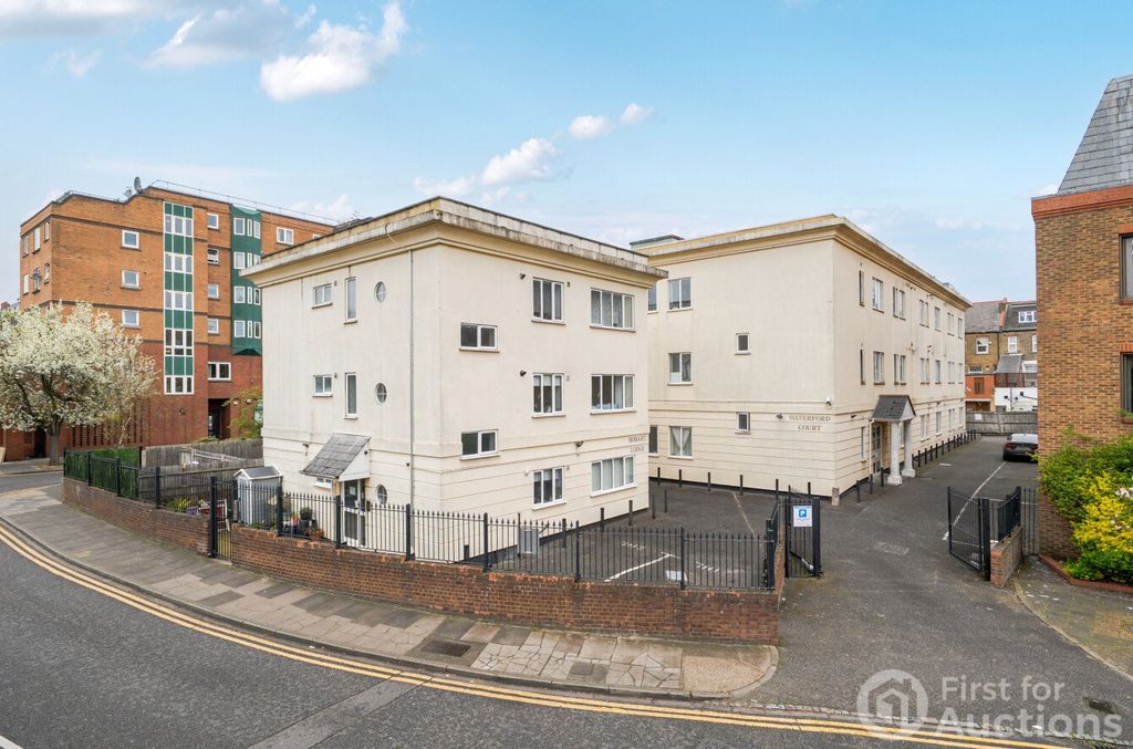 Property photo 1 of 8 Picture No. 11