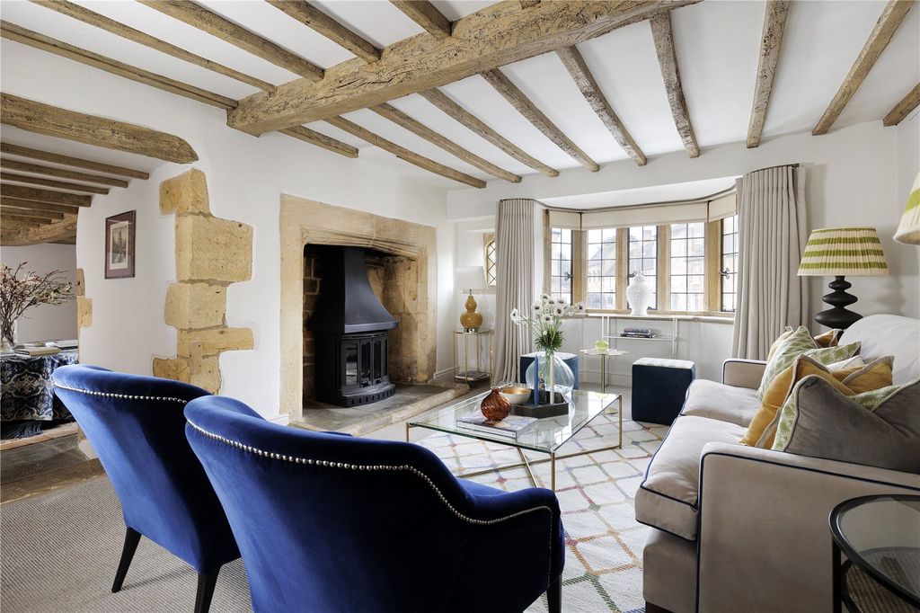 Property photo 2 of 16 Drawing Room