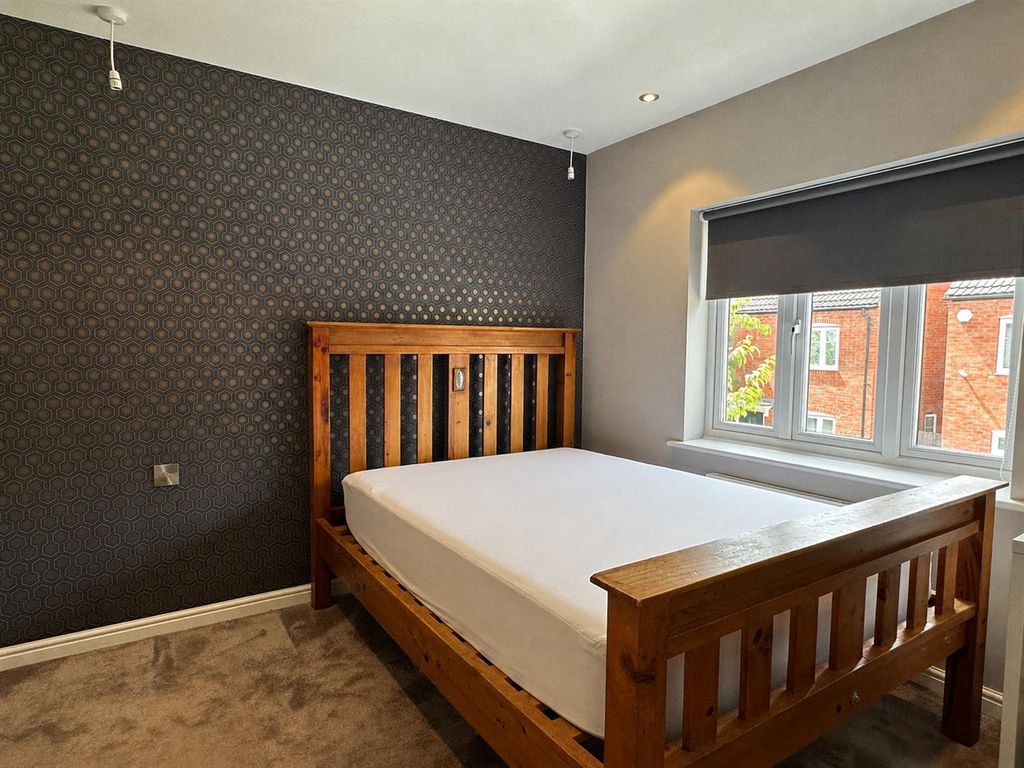 Property photo 3 of 12 1st Bedroom