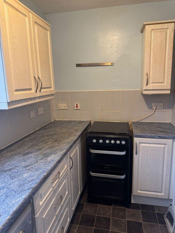 Property photo 3 of 9 Photo 3