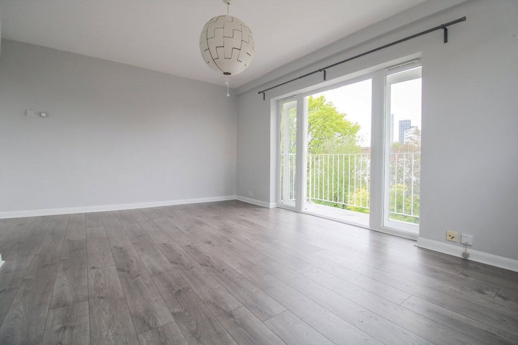 Property photo 1 of 11 Picture No. 03