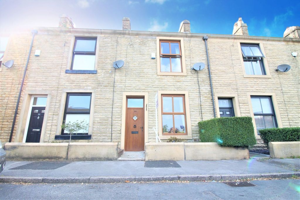 Property photo 1 of 11