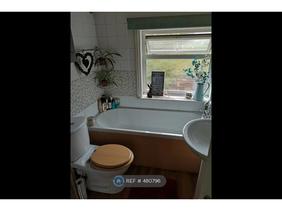 Property photo 2 of 4