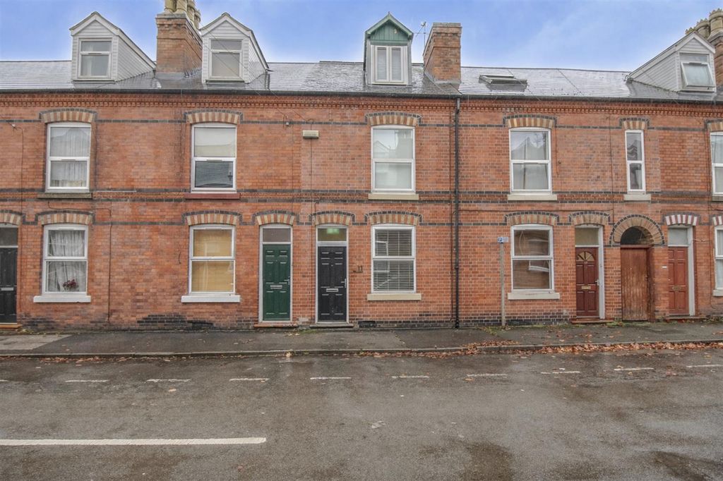 Property photo 1 of 10 Front.Jpg