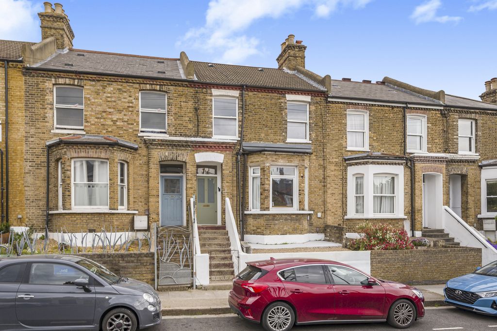 Property photo 1 of 14