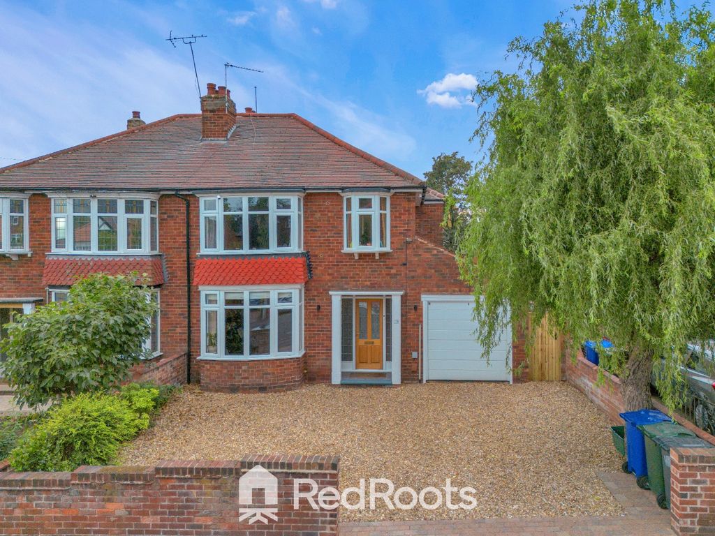 Property photo 1 of 19 5676371