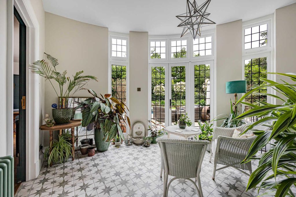 Additional image 11 of 7 bed detached house for saleHarpsden Woods, Harpsden, Henley-On-Thames, Oxfordshire RG9