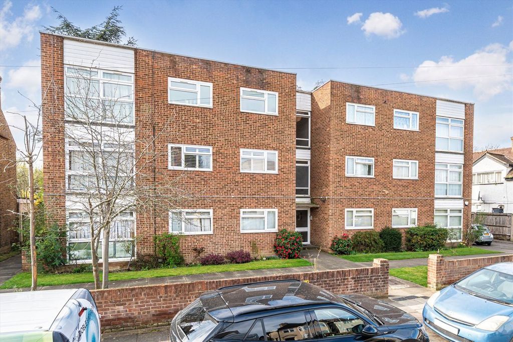 Property photo 1 of 6