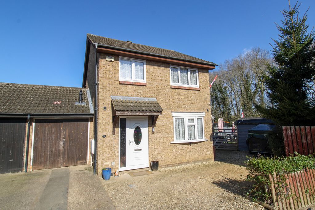 Property photo 1 of 30