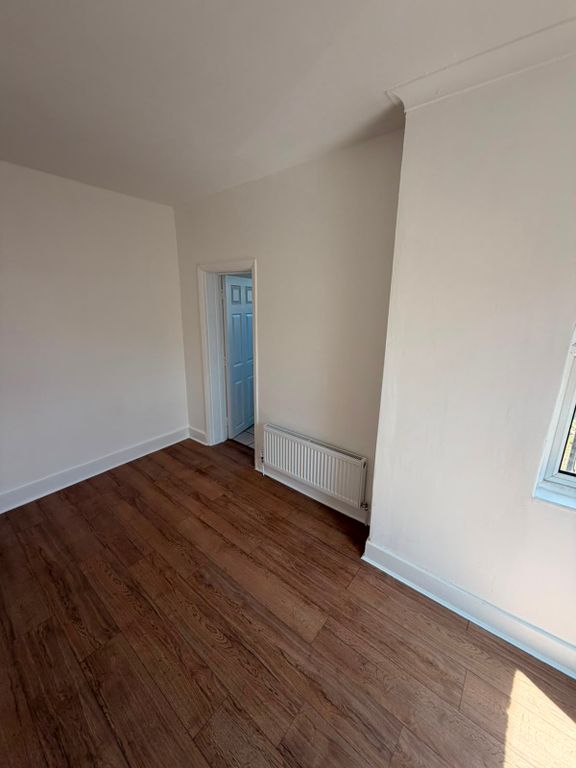 Property photo 1 of 34