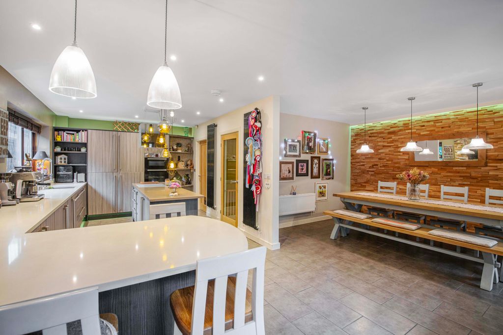 Property photo 3 of 21 Open Plan Living