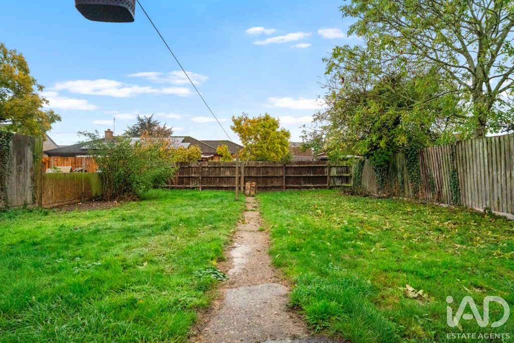 Property photo 2 of 14