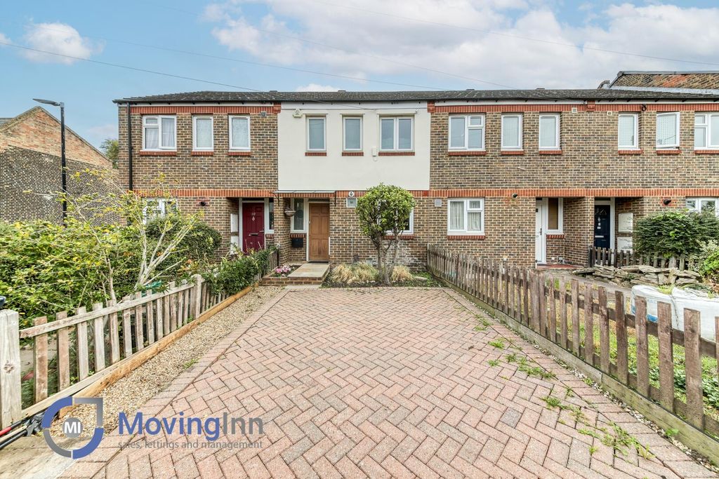 Property photo 1 of 19 Front (Exterior)